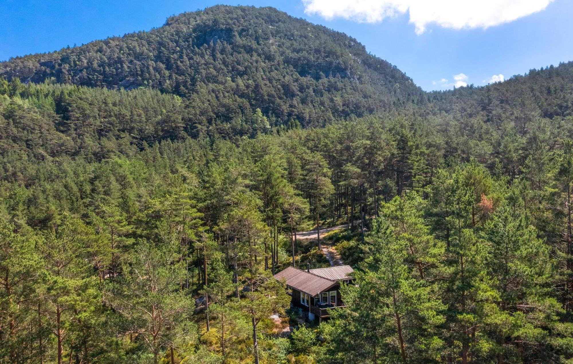 Gorgeous Home In Jorpeland With House Sea View Dış mekan fotoğraf